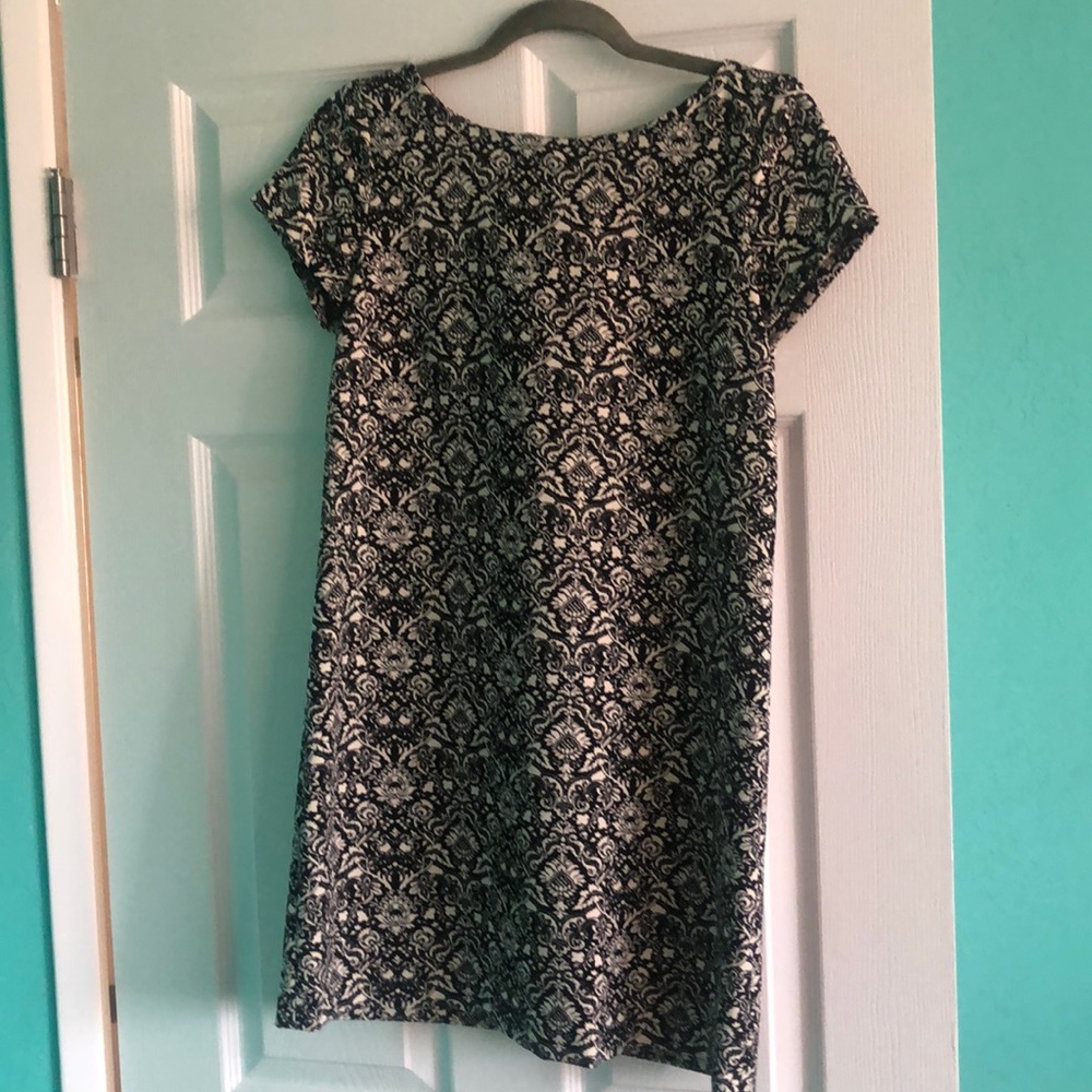 Zara black and white pattern dress, Size small